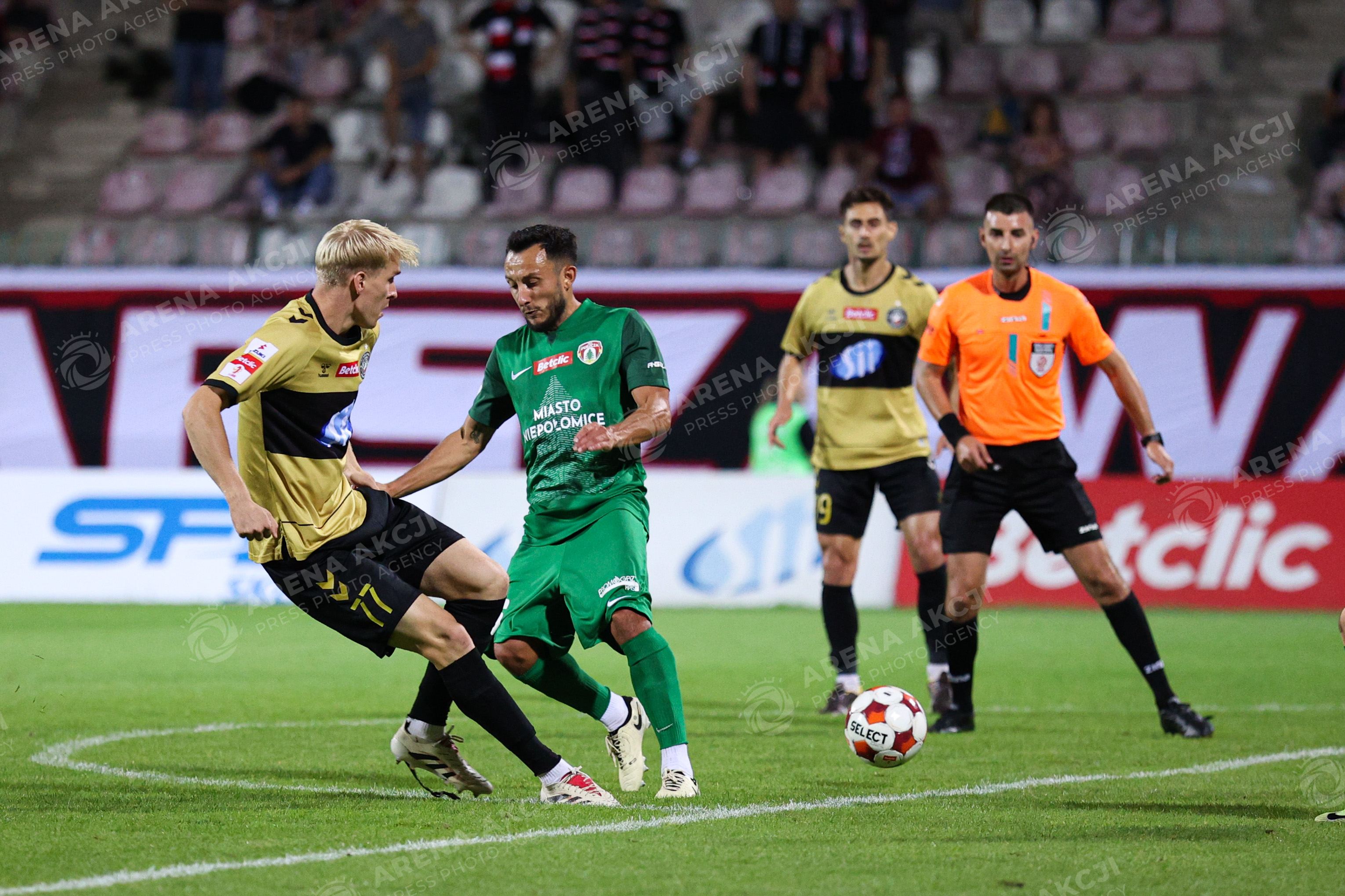 Photo cmnkcubo203kk966dvhi1ijdv