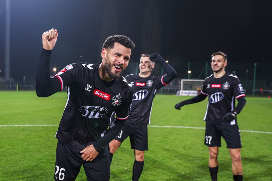 Football. Betclic I Liga. Polonia Warszawa - Pogon Siedlce. 29.11.2025