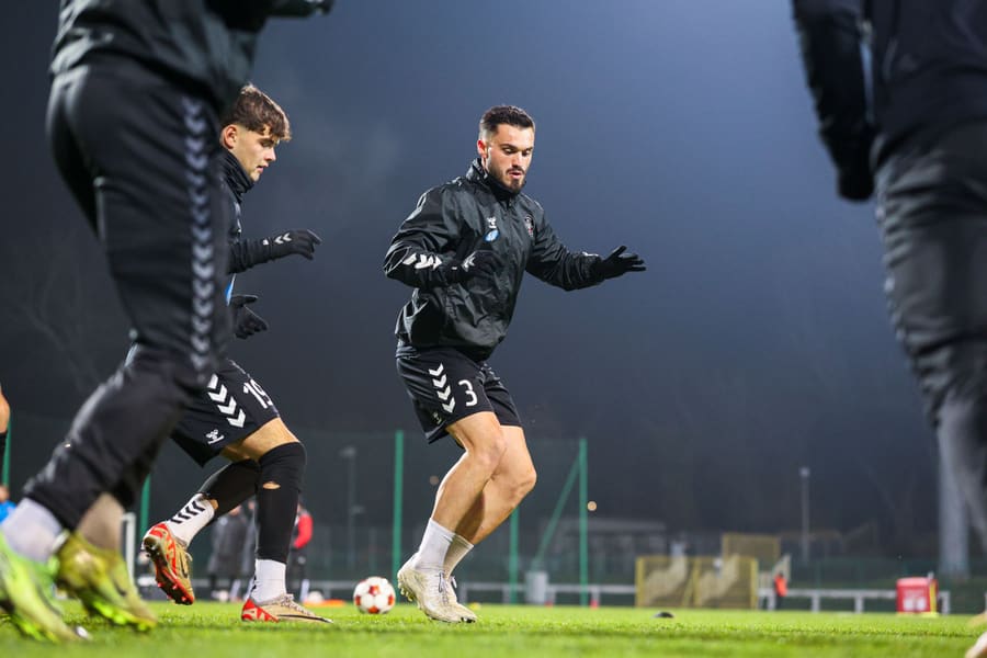 Football. Betclic I Liga. Polonia Warszawa - Pogon Siedlce. 29.11.2025