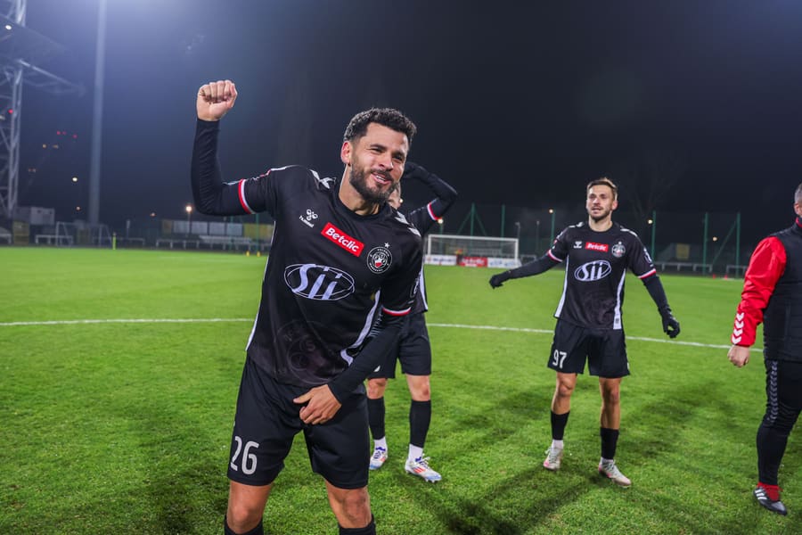 Football. Betclic I Liga. Polonia Warszawa - Pogon Siedlce. 29.11.2025