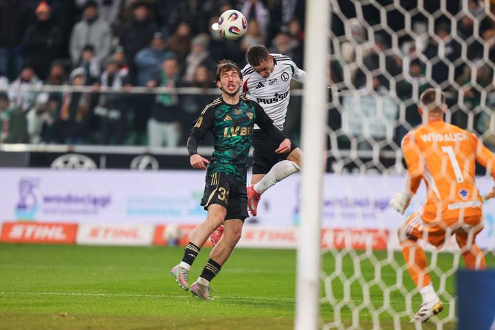 Football. PKO BP Ekstraklasa. Legia Warsaw - Lechia Gdansk. 22.11.2025