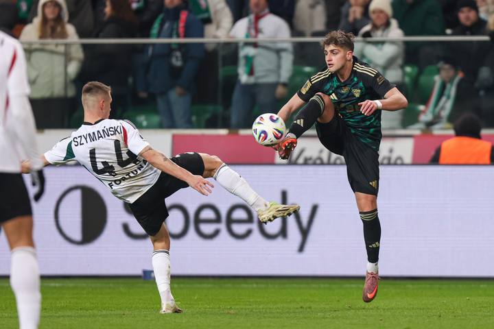 Football. PKO BP Ekstraklasa. Legia Warsaw - Lechia Gdansk. 22.11.2025