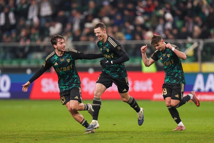 Football. PKO BP Ekstraklasa. Legia Warsaw - Lechia Gdansk. 22.11.2025