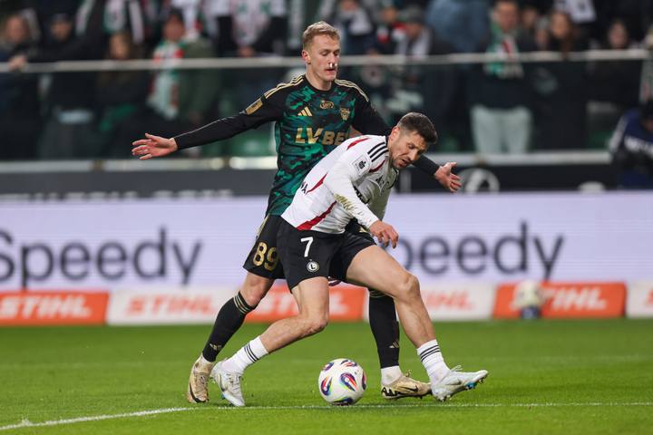 Football. PKO BP Ekstraklasa. Legia Warsaw - Lechia Gdansk. 22.11.2025