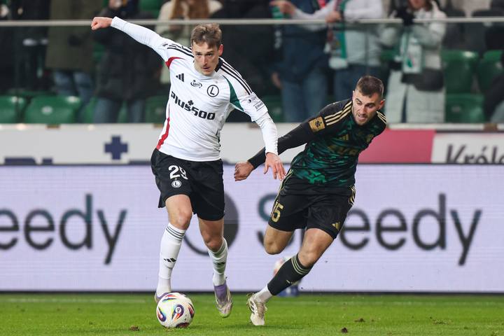 Football. PKO BP Ekstraklasa. Legia Warsaw - Lechia Gdansk. 22.11.2025