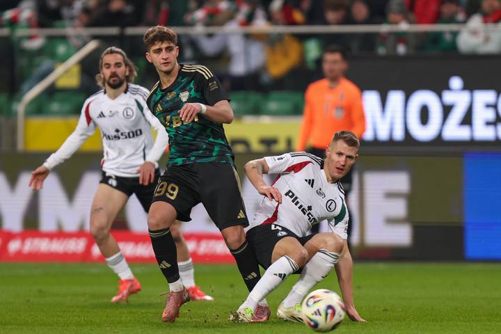 Football. PKO BP Ekstraklasa. Legia Warsaw - Lechia Gdansk. 22.11.2025