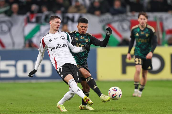 Football. PKO BP Ekstraklasa. Legia Warsaw - Lechia Gdansk. 22.11.2025