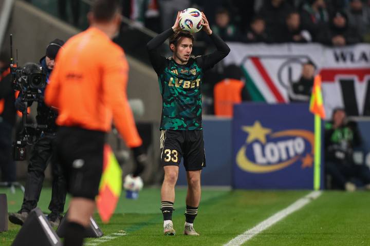 Football. PKO BP Ekstraklasa. Legia Warsaw - Lechia Gdansk. 22.11.2025