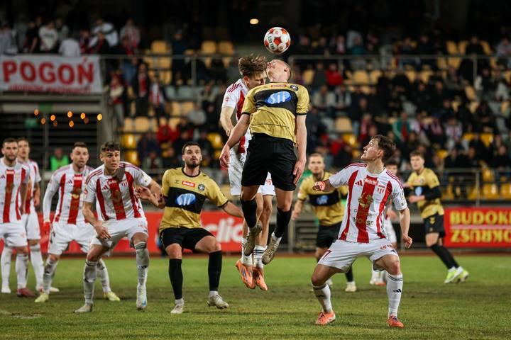 Football. Betclic I Liga. Pogon Grodzisk Mazowiecki - Polonia Warszawa. 14.03.2026