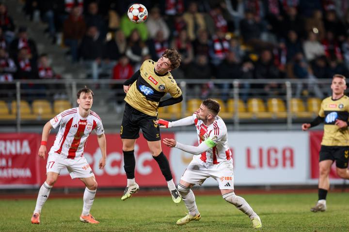 Football. Betclic I Liga. Pogon Grodzisk Mazowiecki - Polonia Warszawa. 14.03.2026