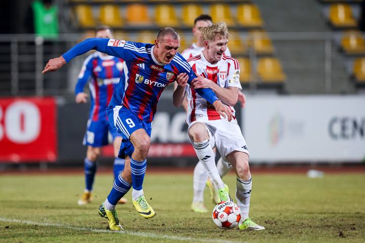 Football. Betclic I Liga. Pogon Grodzisk Mazowiecki - Polonia Bytom. 28.02.2026