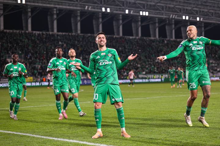 Football. PKO BP Ekstraklasa. Radomiak Radom - Cracovia. 07.11.2025