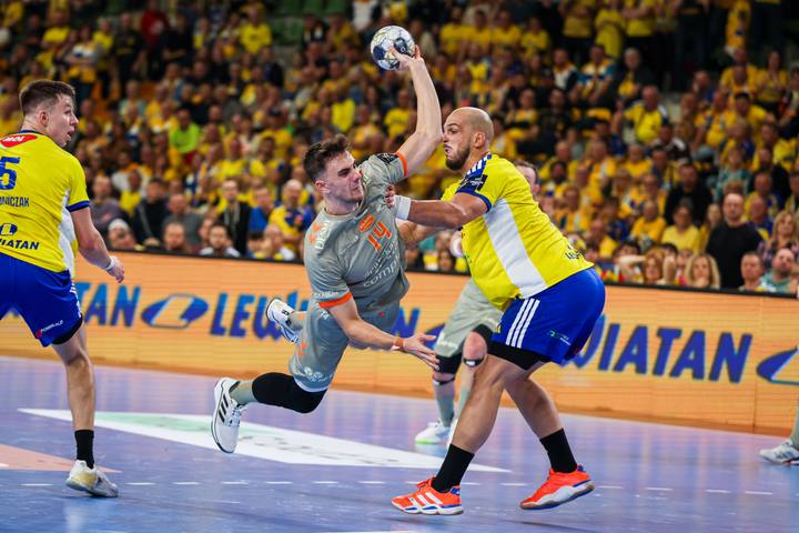 Handball. EHF Champions League. Industria Kielce - Aalborg Handbold. 13.11.2025