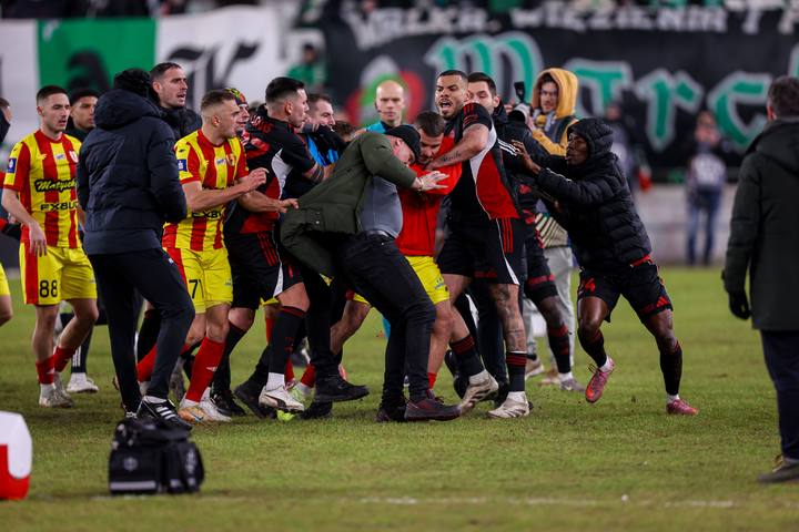 Football. PKO BP Ekstraklasa. Radomiak Radom - Korona Kielce. 13.02.2026