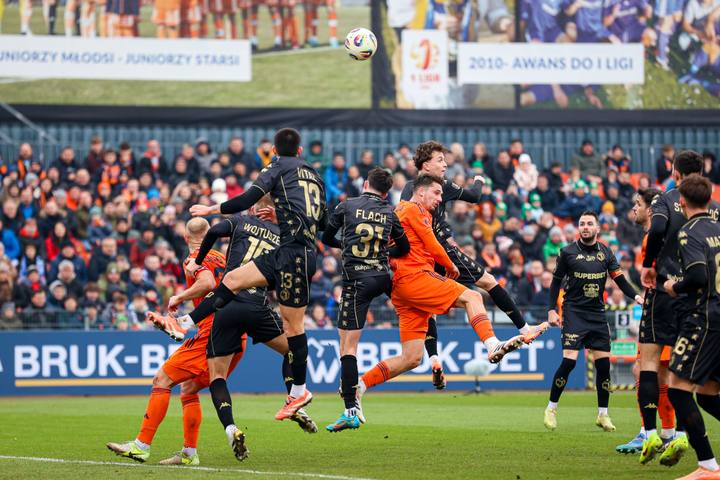 Football. PKO BP Ekstraklasa. Bruk - Bet Termalica Nieciecza - Jagiellonia Bialystok. 07.12.2025