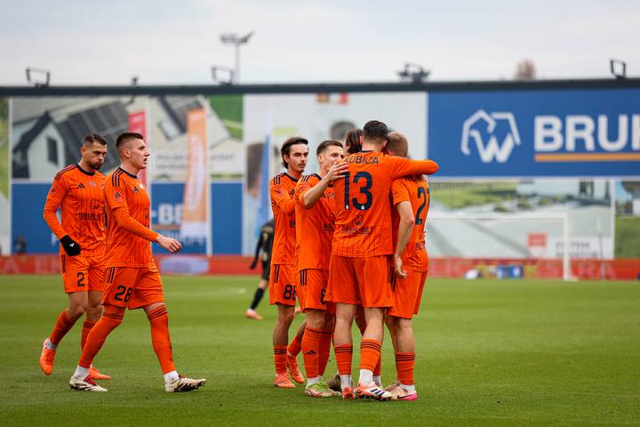 Football. PKO BP Ekstraklasa. Bruk - Bet Termalica Nieciecza - Jagiellonia Bialystok. 07.12.2025