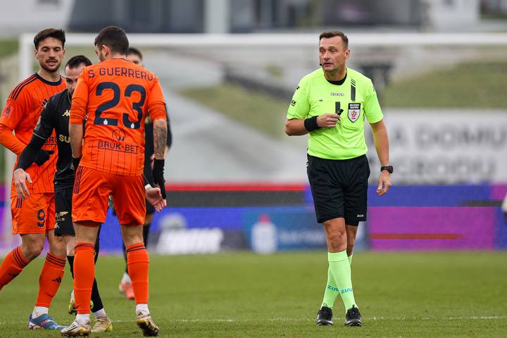 Football. PKO BP Ekstraklasa. Bruk - Bet Termalica Nieciecza - Jagiellonia Bialystok. 07.12.2025