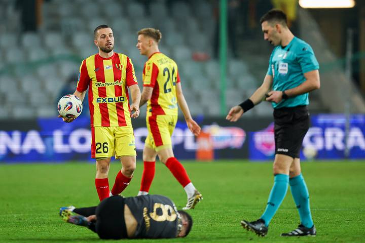 Football. PKO BP Ekstraklasa. Korona Kielce - Wisla Plock. 08.12.2025
