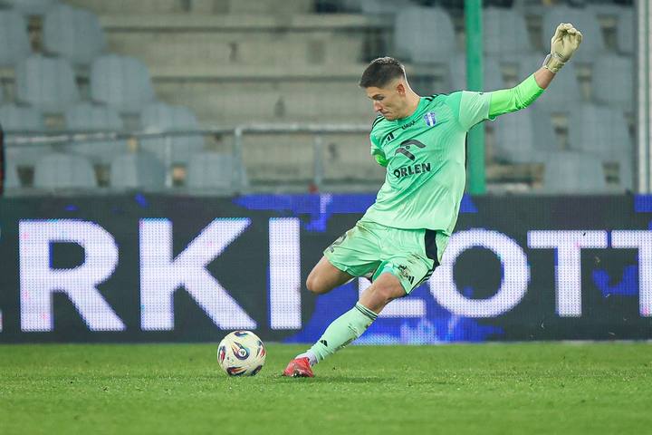 Football. PKO BP Ekstraklasa. Korona Kielce - Wisla Plock. 08.12.2025