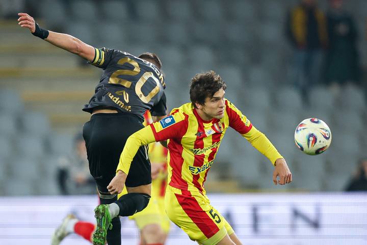 Football. PKO BP Ekstraklasa. Korona Kielce - Wisla Plock. 08.12.2025
