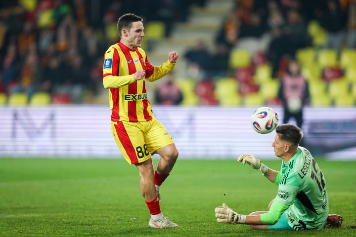 Football. PKO BP Ekstraklasa. Korona Kielce - Wisla Plock. 08.12.2025