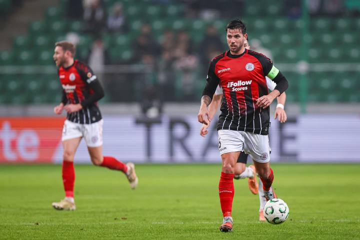 Football. UEFA Conference League. Legia Warsaw - Lincoln Red Imps. 18.12.2025