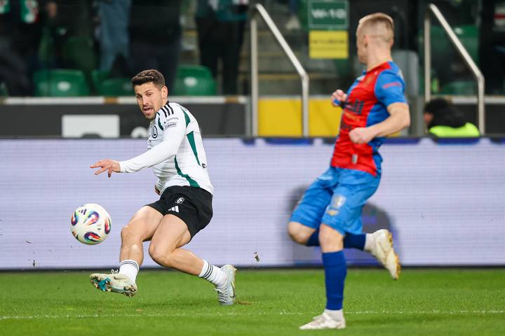 Football. PKO BP Ekstraklasa. Legia Warsaw - Piast Gliwice. 14.12.2025