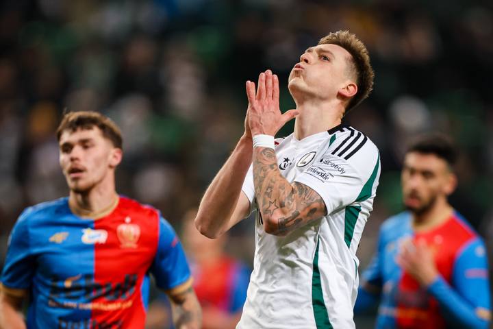 Football. PKO BP Ekstraklasa. Legia Warsaw - Piast Gliwice. 14.12.2025