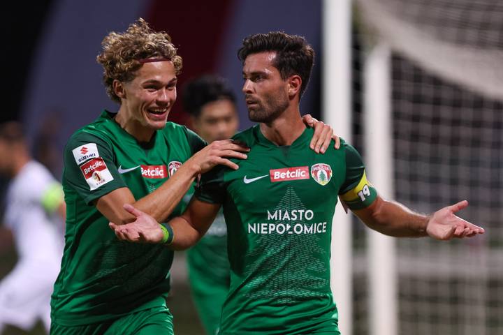 Football. Betclic 1 Liga. Polonia Warszawa - Puszcza Niepolomice. 20.09.2025