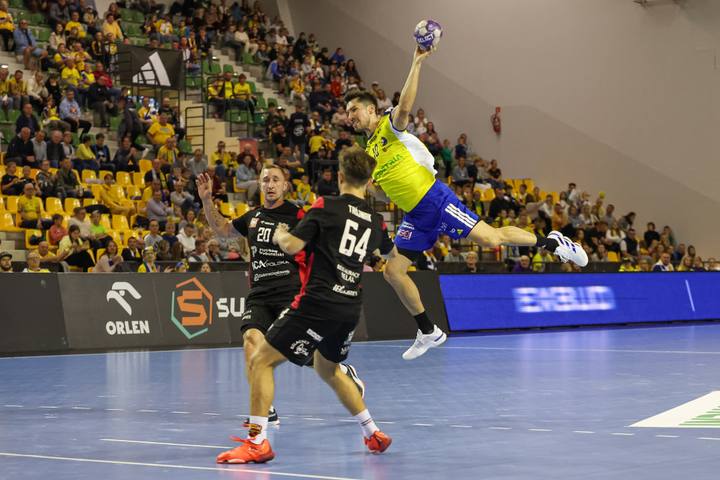 Handball. ORLEN Superliga. Industria Kielce - MKS Piotrkowianin Piotrkow Trybunalski. 27.09.2025