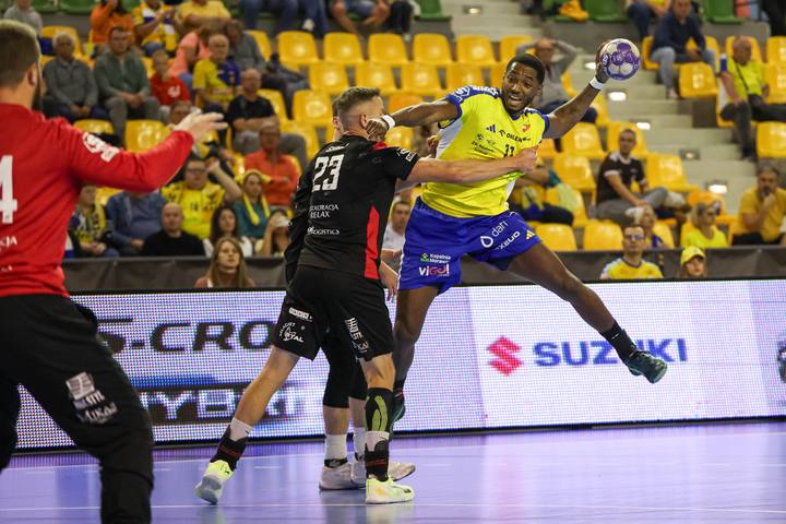 Handball. ORLEN Superliga. Industria Kielce - MKS Piotrkowianin Piotrkow Trybunalski. 27.09.2025