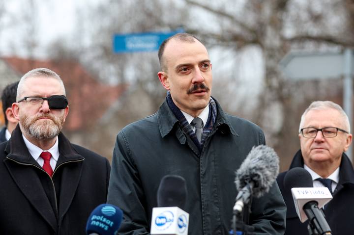 Grzegorz Braun. Confederation Liberty and Independence. Press Conference. 22.11.2025