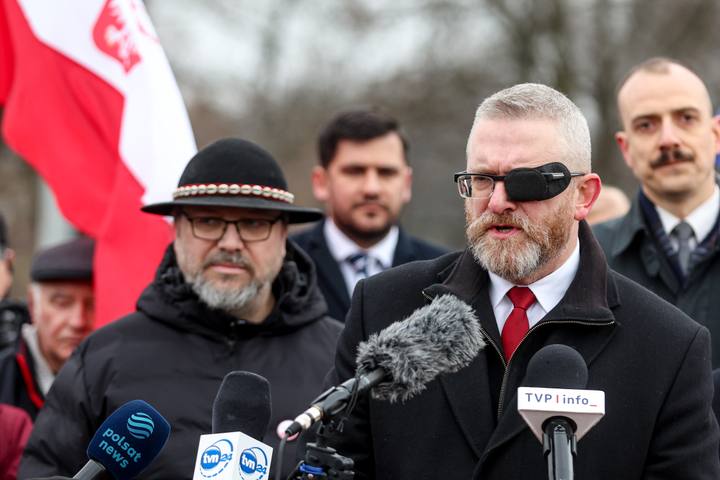 Grzegorz Braun. Confederation Liberty and Independence. Press Conference. 22.11.2025