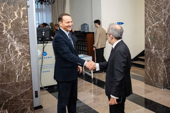 Ministry of Foreign Affairs. Press Statements on Ukraine and Trade. 19.12.2025