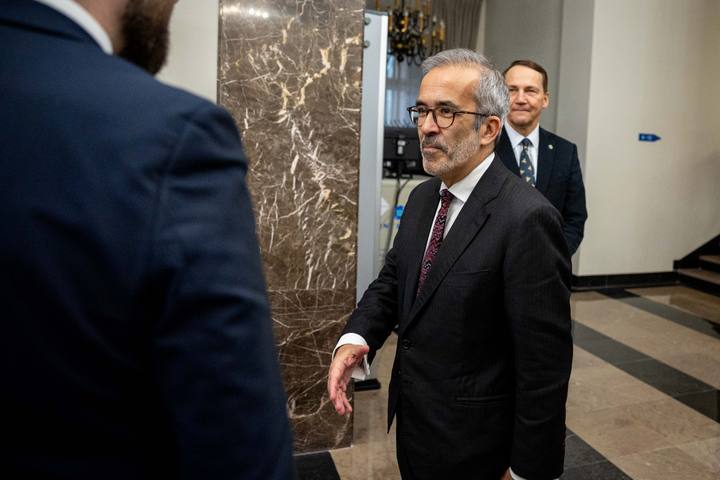 Ministry of Foreign Affairs. Press Statements on Ukraine and Trade. 19.12.2025