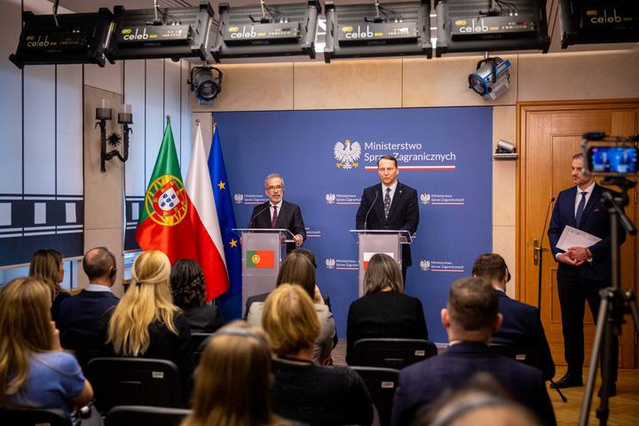 Ministry of Foreign Affairs. Press Statements on Ukraine and Trade. 19.12.2025