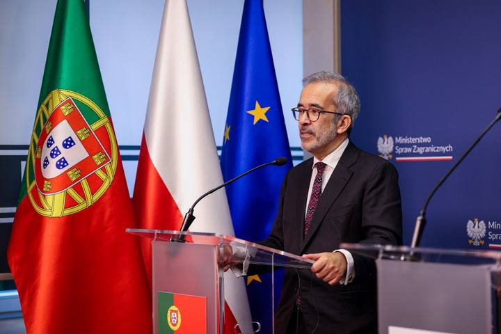 Ministry of Foreign Affairs. Press Statements on Ukraine and Trade. 19.12.2025