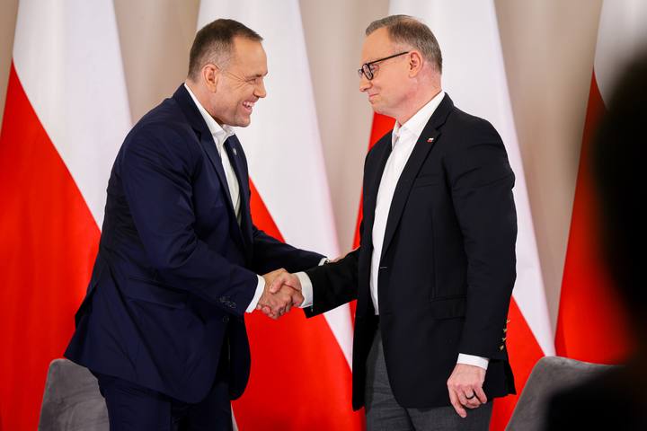 Meeting of President Karol Nawrocki with Former President Andrzej Duda. Press Conference. 08.01.2025