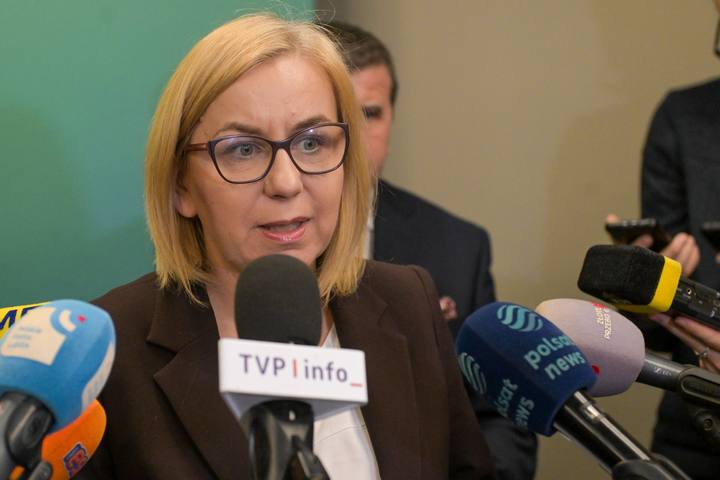 Minister of Climate and Environment. Clean Air Program. Press Conference. 15.12.2025