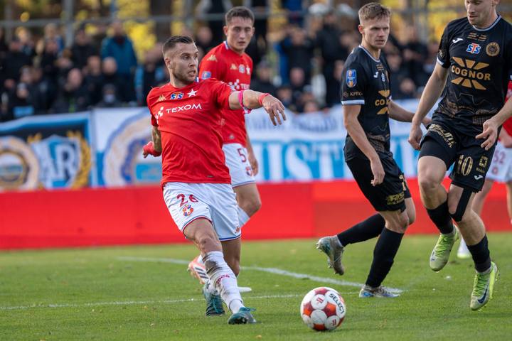 Football. STS Puchar Polski. Hutnik Krakow - Wisla Krakow. 29.10.2025