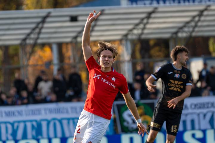 Football. STS Puchar Polski. Hutnik Krakow - Wisla Krakow. 29.10.2025
