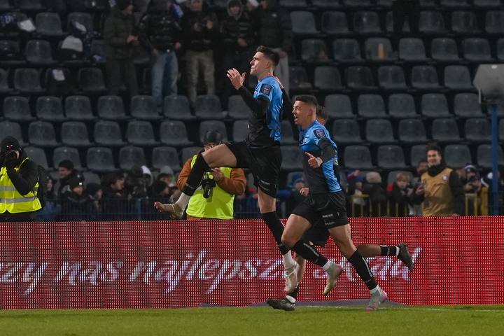 Football. STS Puchar Polski. Zawisza Bydgoszcz - Wisla Krakow. 04.12.2025