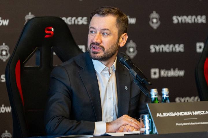 Football. Henryk Reyman Municipal Stadium. Press Conference. 17.01.2026