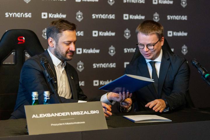 Football. Henryk Reyman Municipal Stadium. Press Conference. 17.01.2026