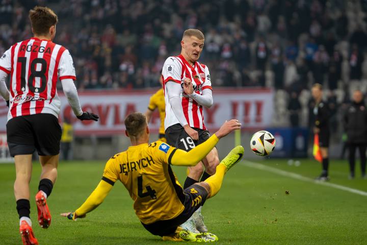 Football. PKO BP Ekstraklasa. Cracovia - GKS Katowice. 09.11.2024