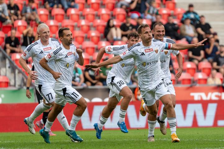 Football. Betlic 1 Liga. Gks Tychy - Polonia Bytom. 12.09.2025