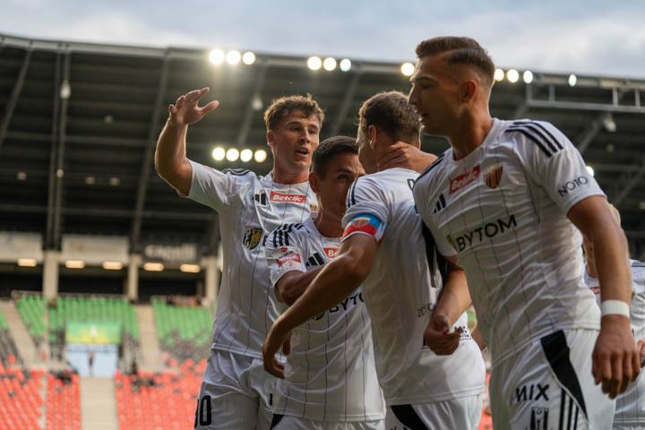 Football. Betlic 1 Liga. Gks Tychy - Polonia Bytom. 12.09.2025