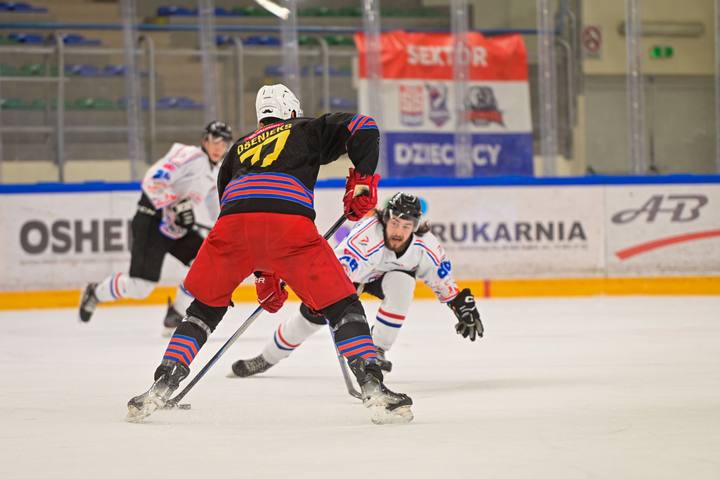 Ice Hockey. Tauron Hockey League. STS Sanok - Polonia Bytom. 02.12.2025