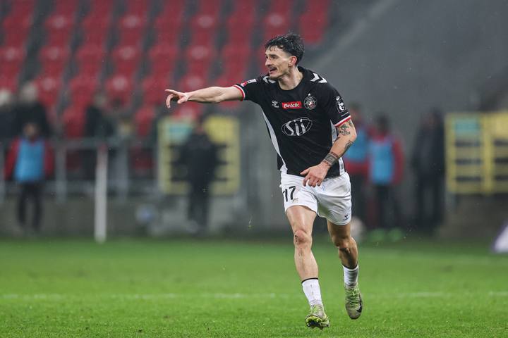 Football. Betclic I Liga. GKS Tychy - Polonia Warszawa. 05.12.2025