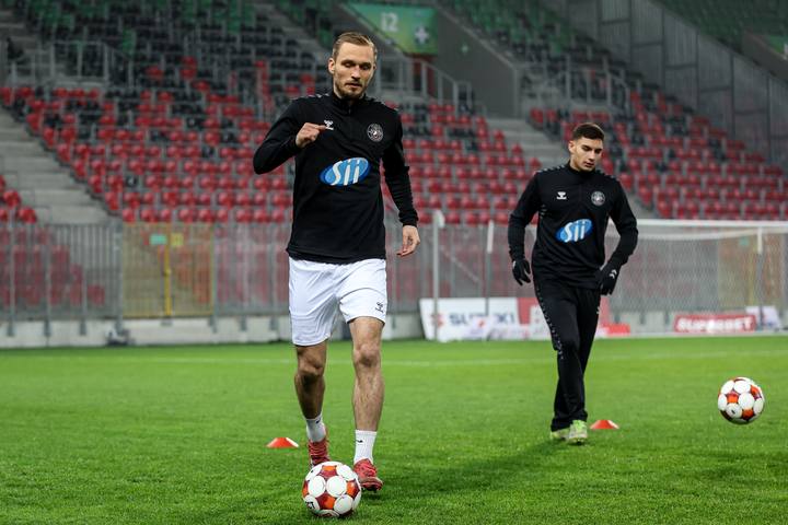 Football. Betclic I Liga. GKS Tychy - Polonia Warszawa. 05.12.2025